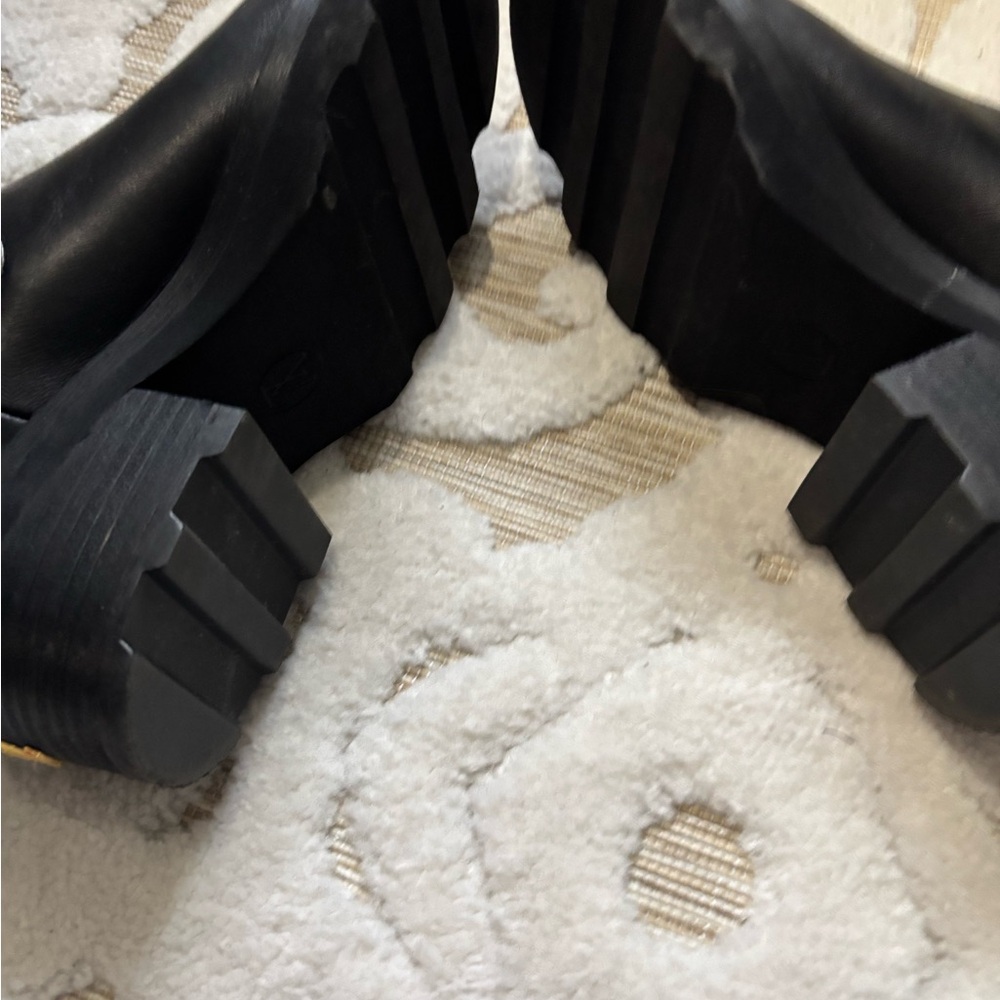 Women’s boots - Picture 5 of 16
